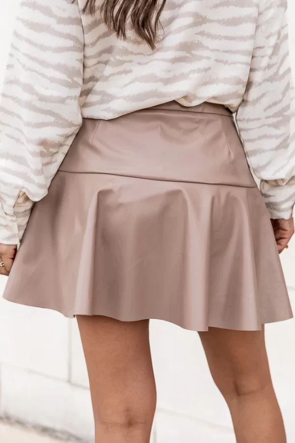 One More Last Chance Brown Ruffle Detail Faux Leather Skirt - Image 5